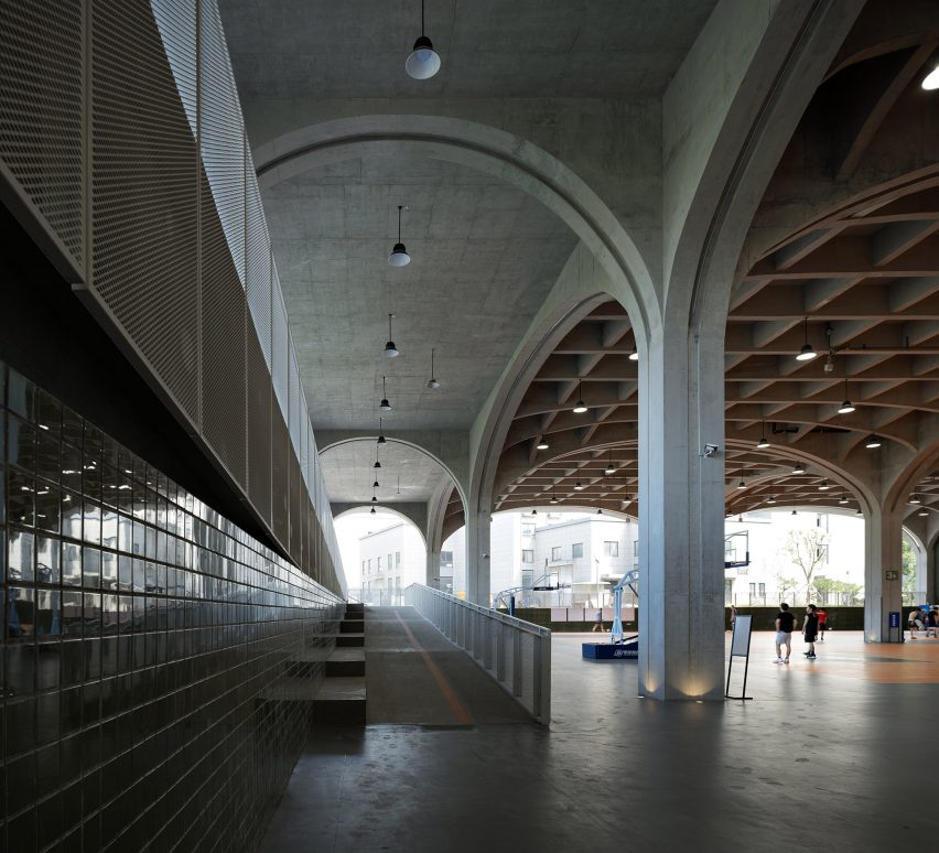 Hexi Sports Field by The Architectural Design and Research Institute of Zhejiang University (UAD)v