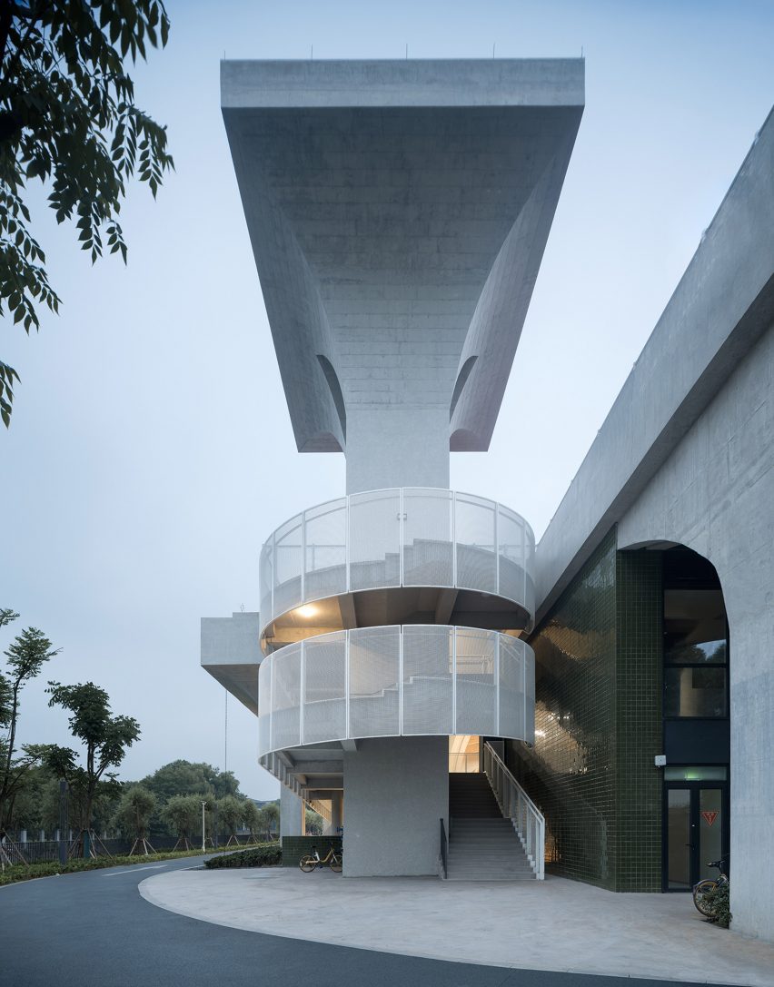 Hexi Sports Field by The Architectural Design and Research Institute of Zhejiang University (UAD)