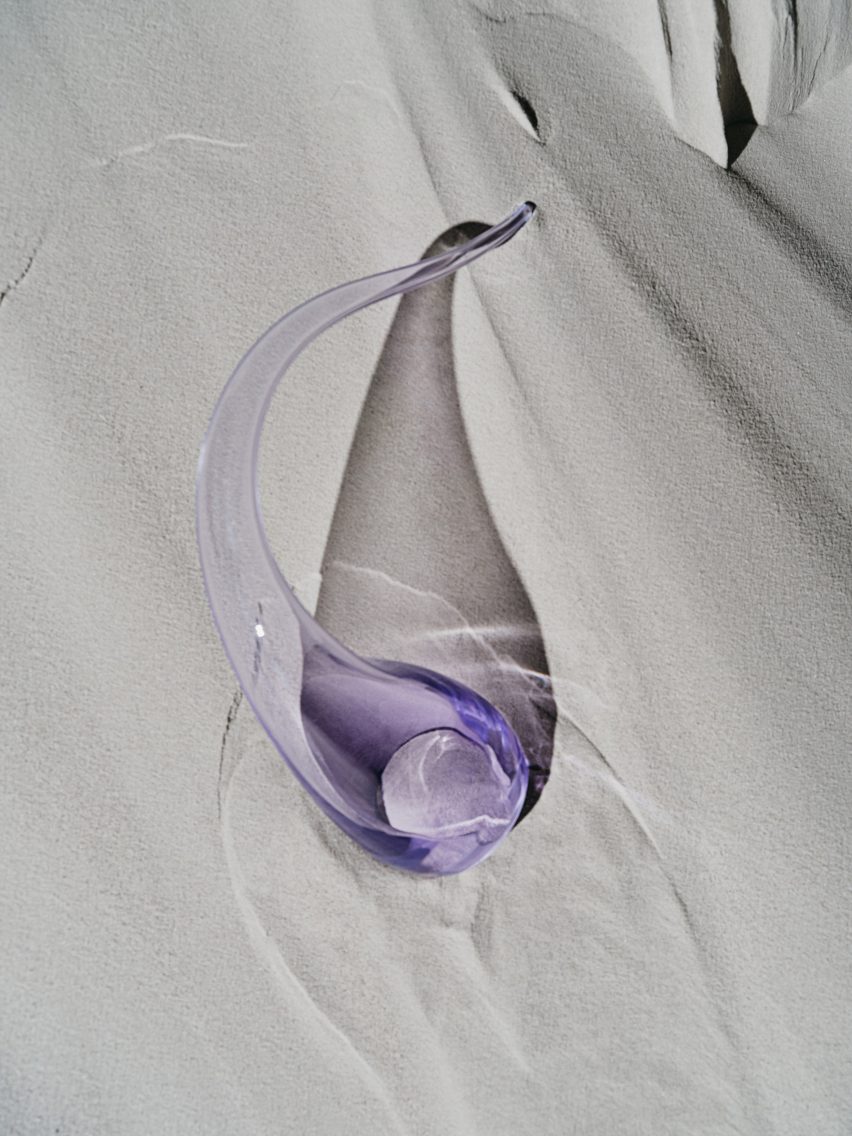 Glass horn by Damsel Elysium