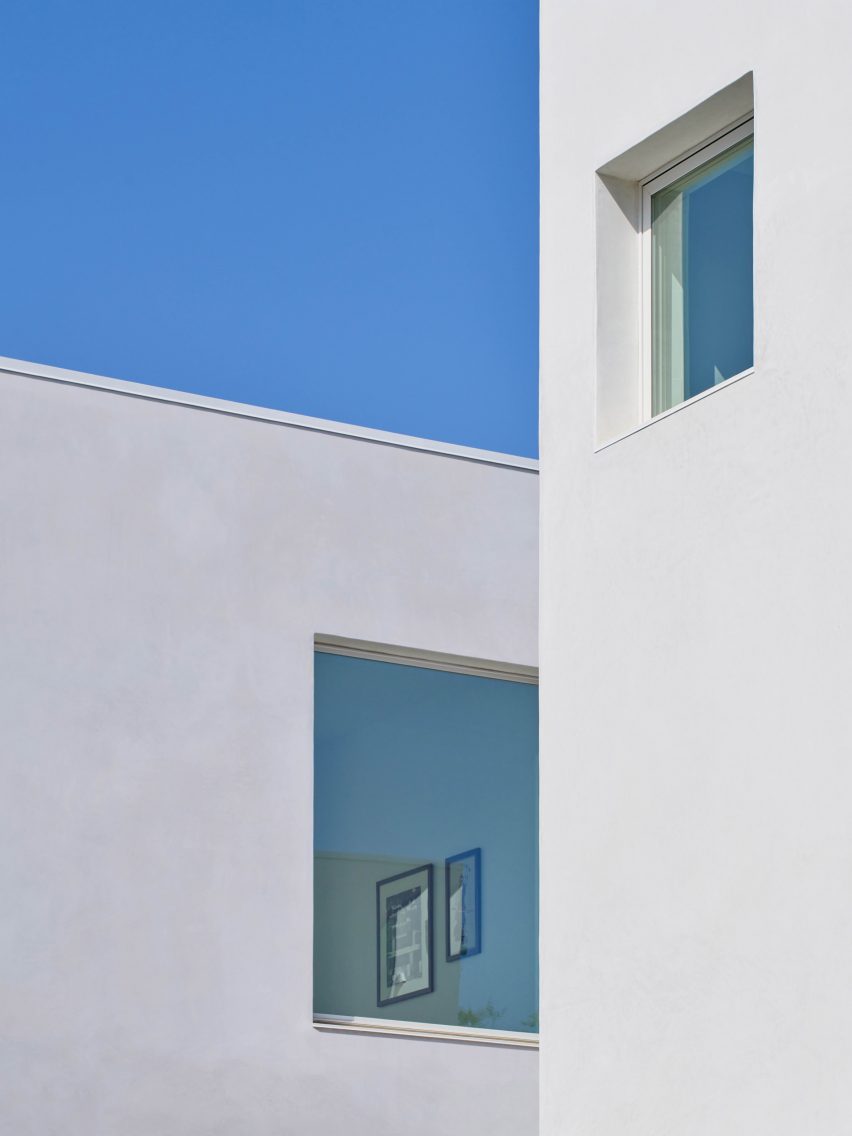Inaba Williams white stucco Santa Monica home