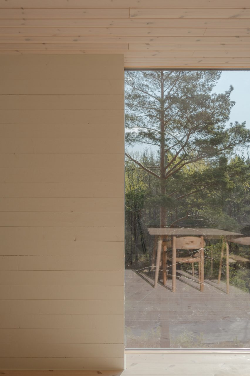 I/O Cabin in Norway by Erling Berg