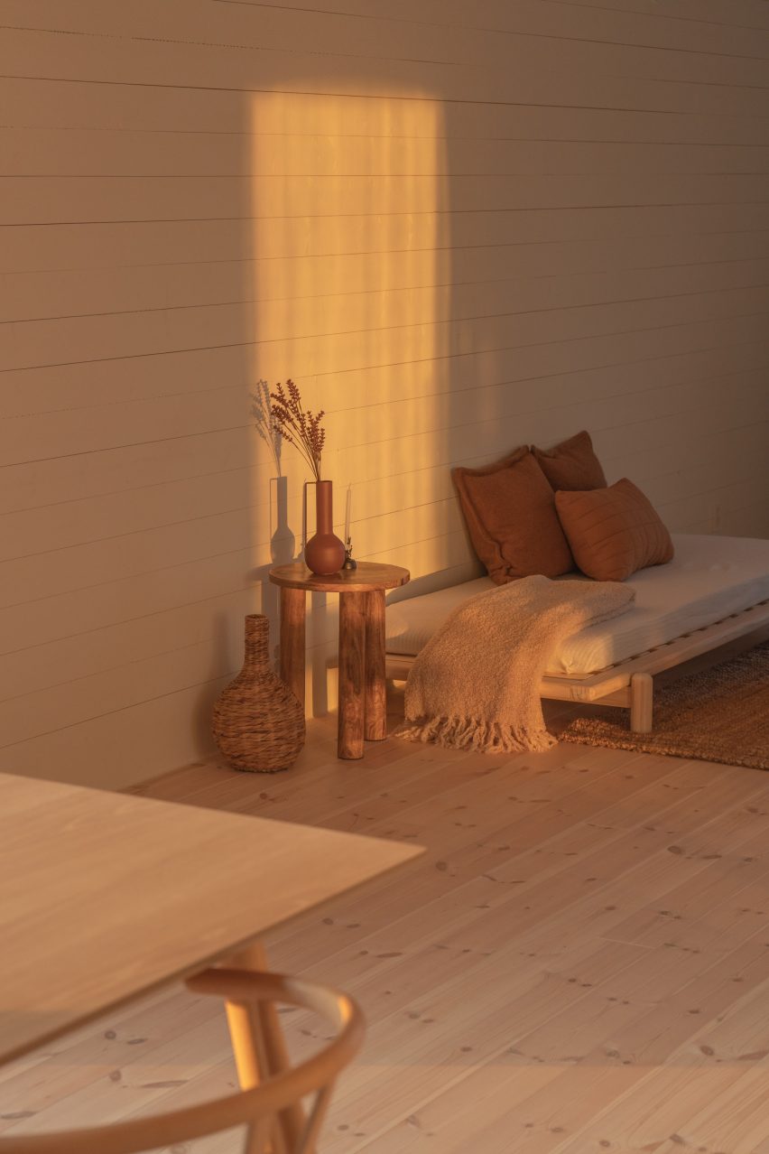 I/O Cabin in Norway by Erling Berg
