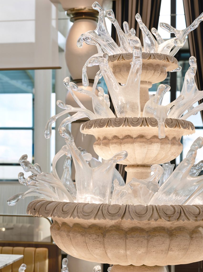 Tiered fountain by glass artist Derya Geylani