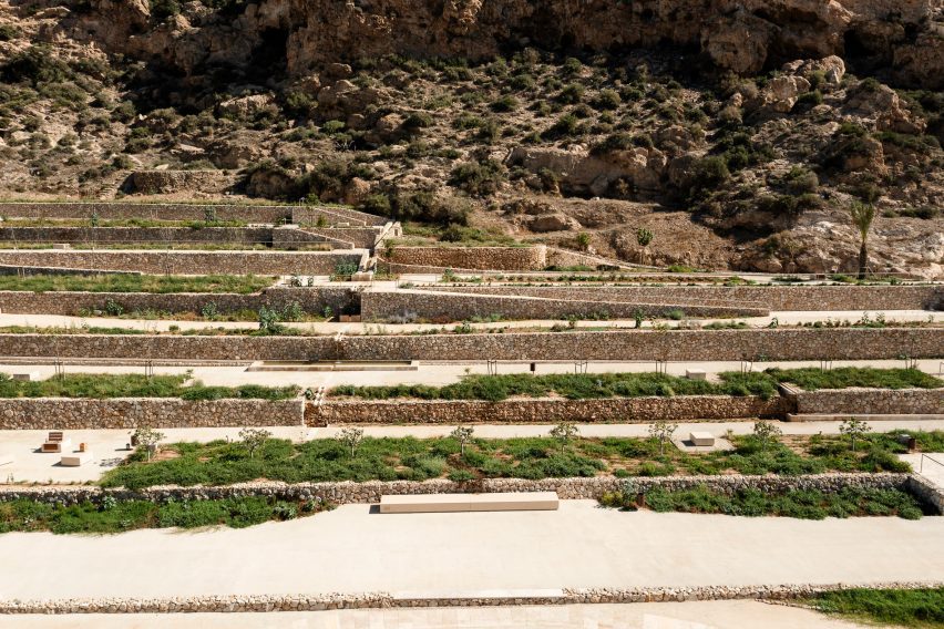 La Hoya Park by Kauh Arquitectura