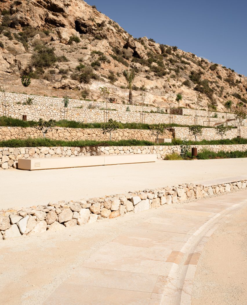 La Hoya Park by Kauh Arquitectura