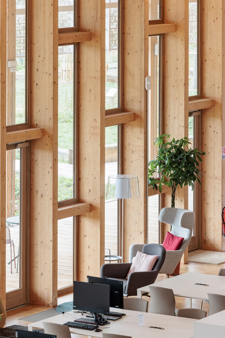L'échappée by Atelier WOA
