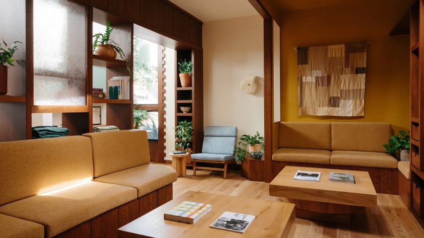 Home Studios uses local materials to renovate Northern California hotel