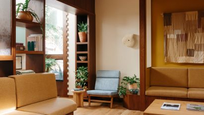 Home Studios uses local materials to renovate Northern California hotel