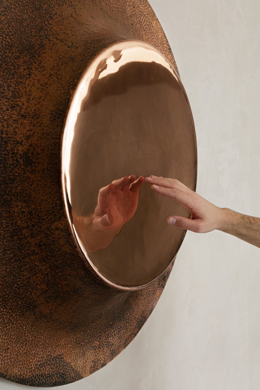 Wall Mirror by Manu Bañó