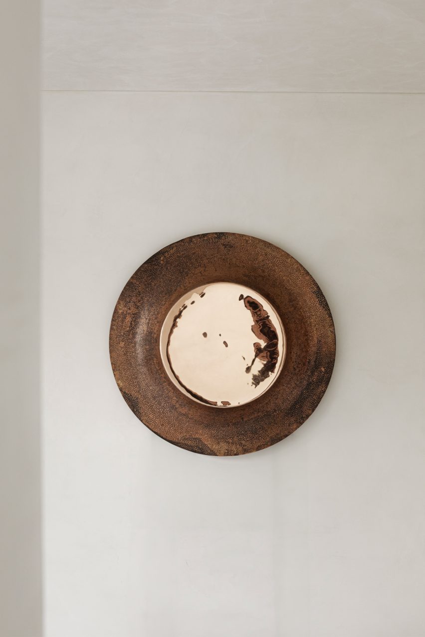 Wall Mirror by Manu Bañó