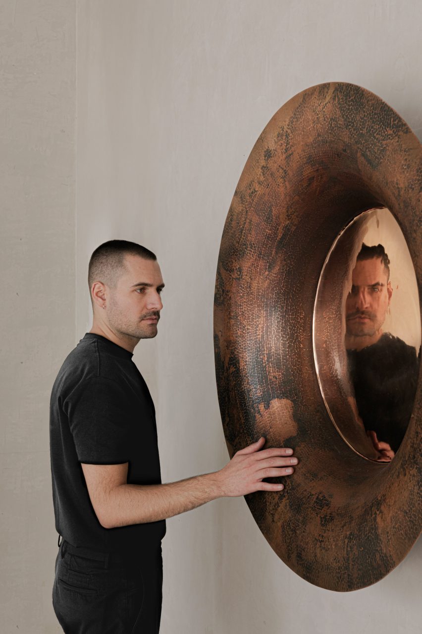 Wall Mirror by Manu Bañó