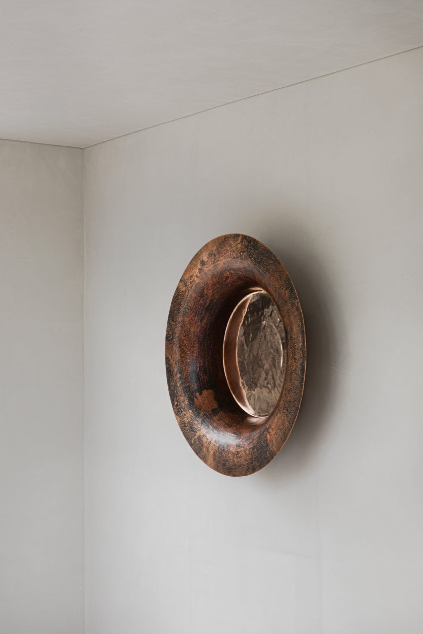 Wall Mirror by Manu Bañó