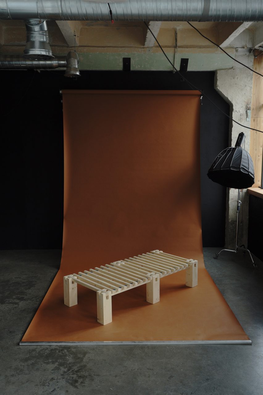 Metalab modular bed