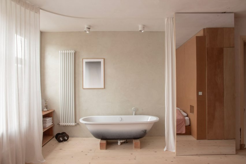Ulli Heckmann's compact apartment in Rotterdam