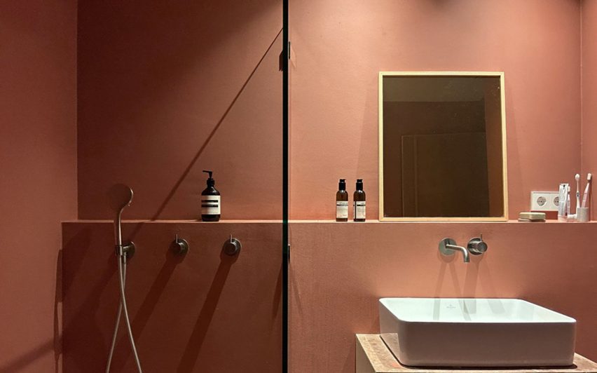 Ulli Heckmann's compact apartment in Rotterdam