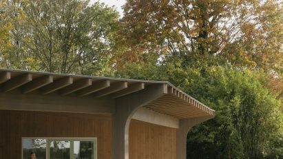 Exterior of Aartselaar nursery by WE-S Architecten