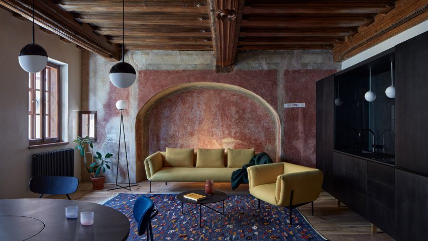 Living room of Masná 130 house in Český Krumlov, Czech Republic by ORA