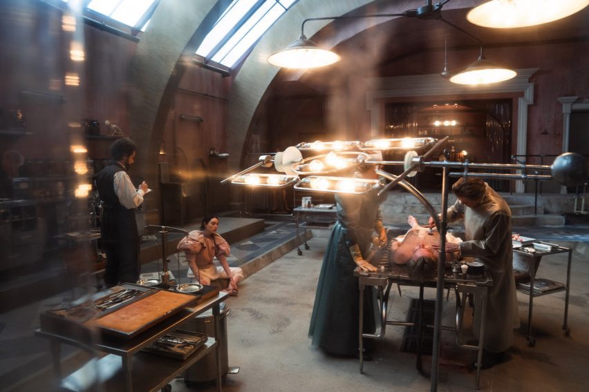 Actors in 19th-century operating theatre