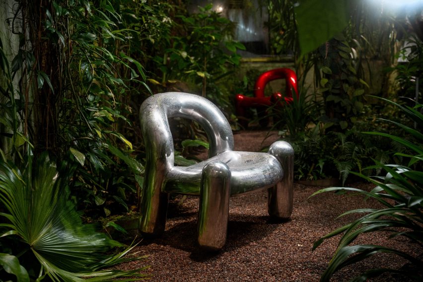 Silver and red versions of Reality chair designed in virtual reality by Alexander Lervik and Gustav Winsth