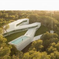 Sabater House by Fran Silvestre Arquitectos