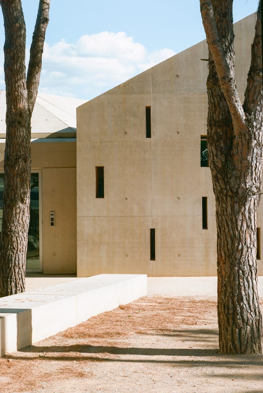Samuel Paty School by Ateliers O-S and NAS Architecture