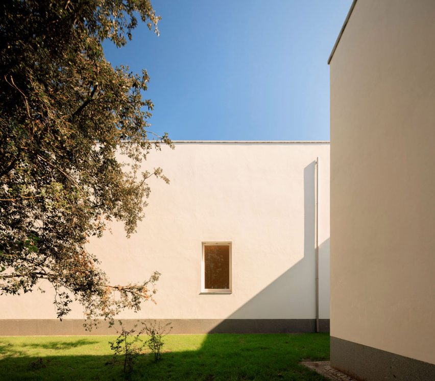 Exterior of the Serralves Museum extension