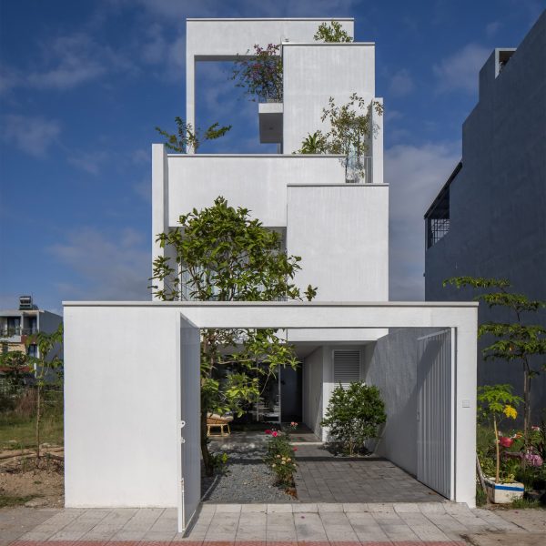 House for Young Families by H-H Studio