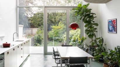 Kitchen interior of Well House by Memo Architectuur