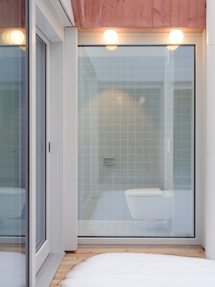 Clinic in Anif by Steiner Architecture