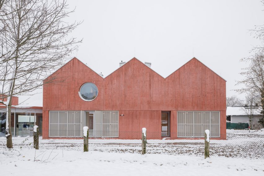 Clinic in Anif by Steiner Architecture