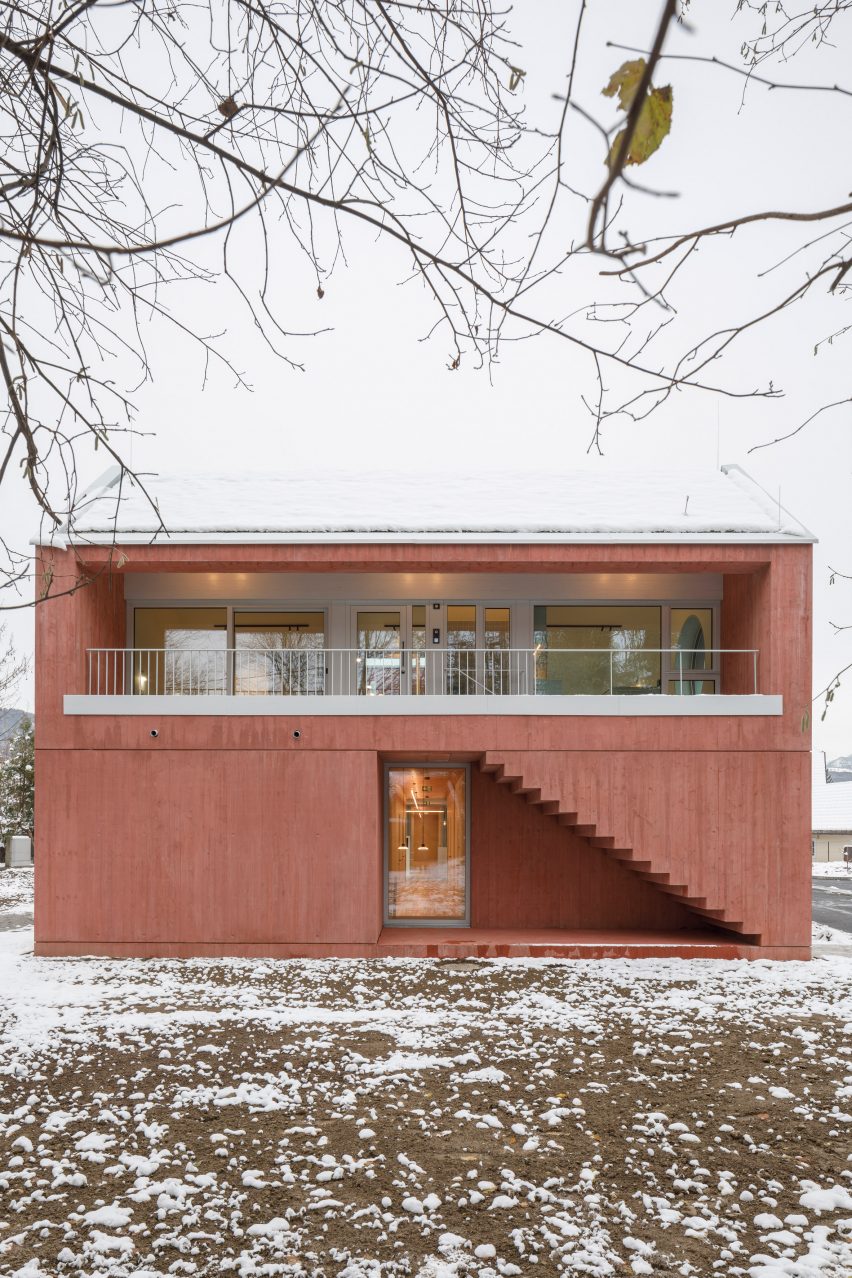 Clinic in Anif by Steiner Architecture