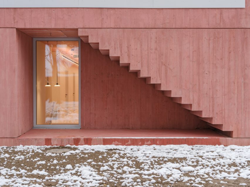 Clinic in Anif by Steiner Architecture