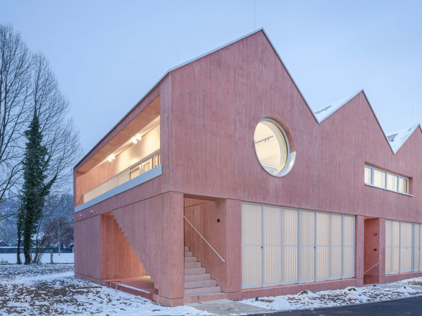 Clinic in Anif by Steiner Architecture