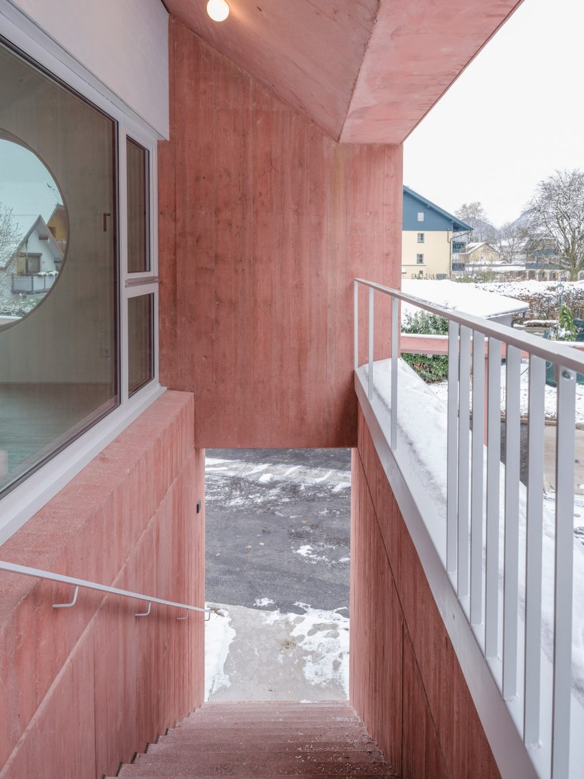 Clinic in Anif by Steiner Architecture