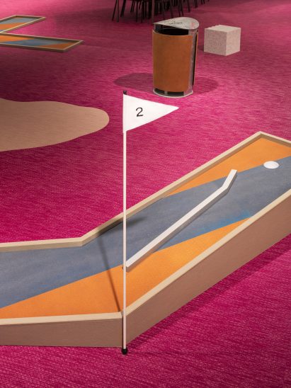 Mini-golf course by Lab La Bla