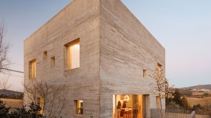 SV House by Spaceworkers in Portugal