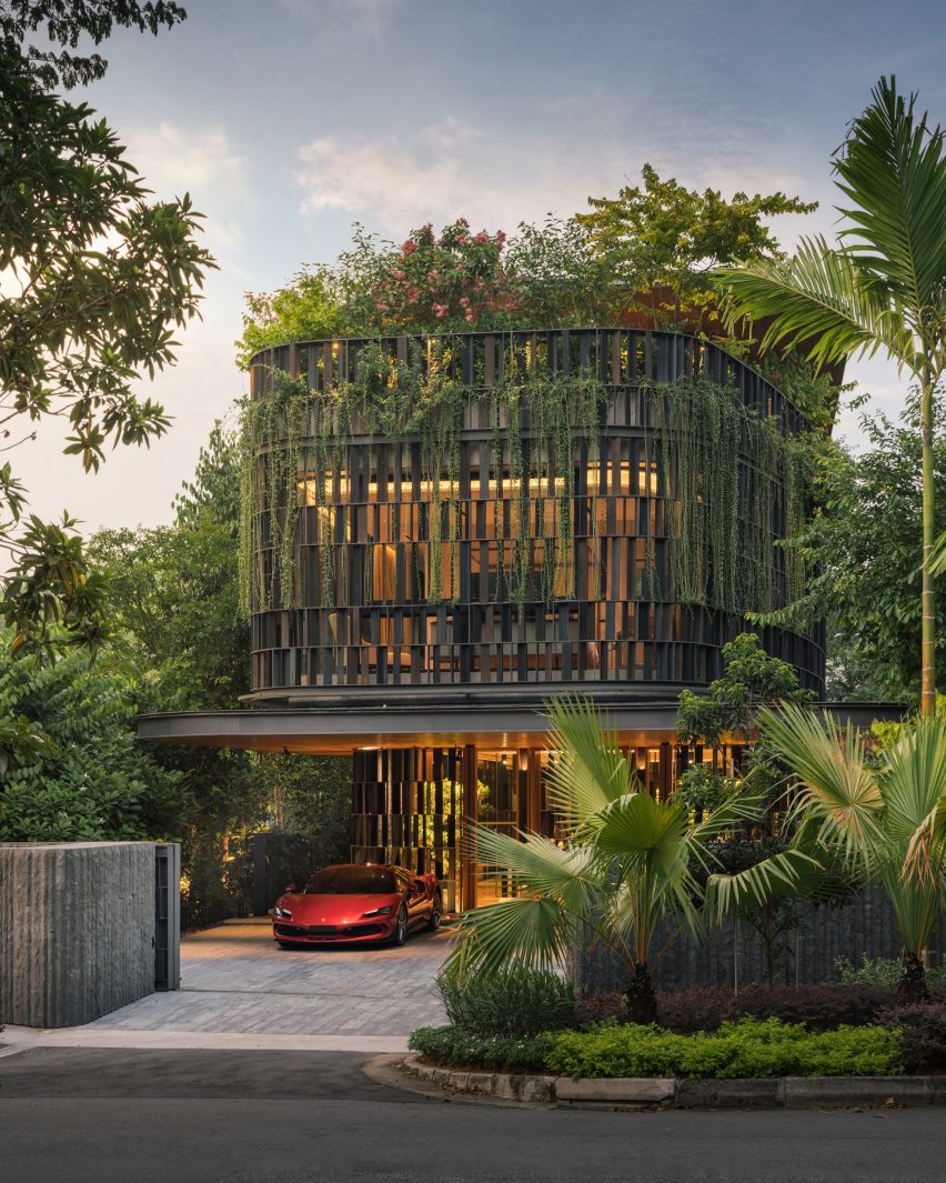 Touching Eden House by Wallflower Architecture + Design