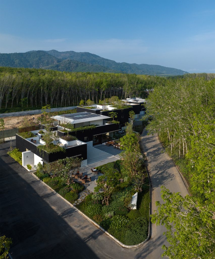 Community hub in Thailand by Studio Locomotive