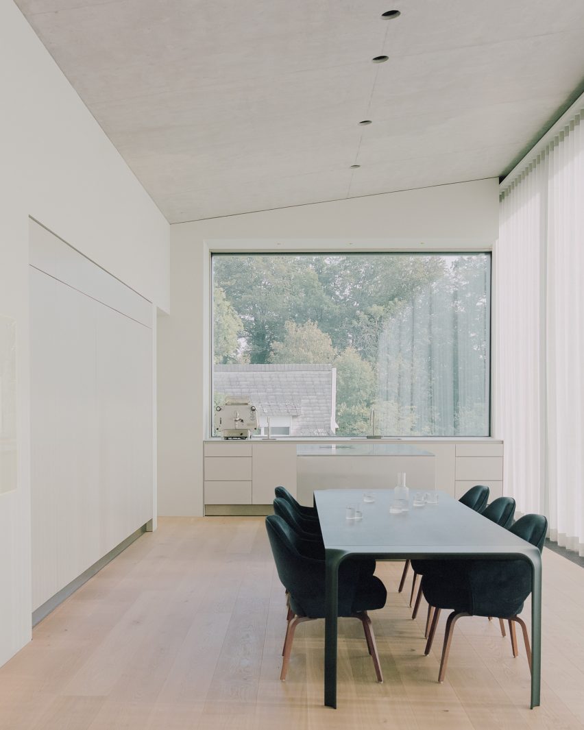 Uetikon by Pérez Palacios Arquitectos Asociados
