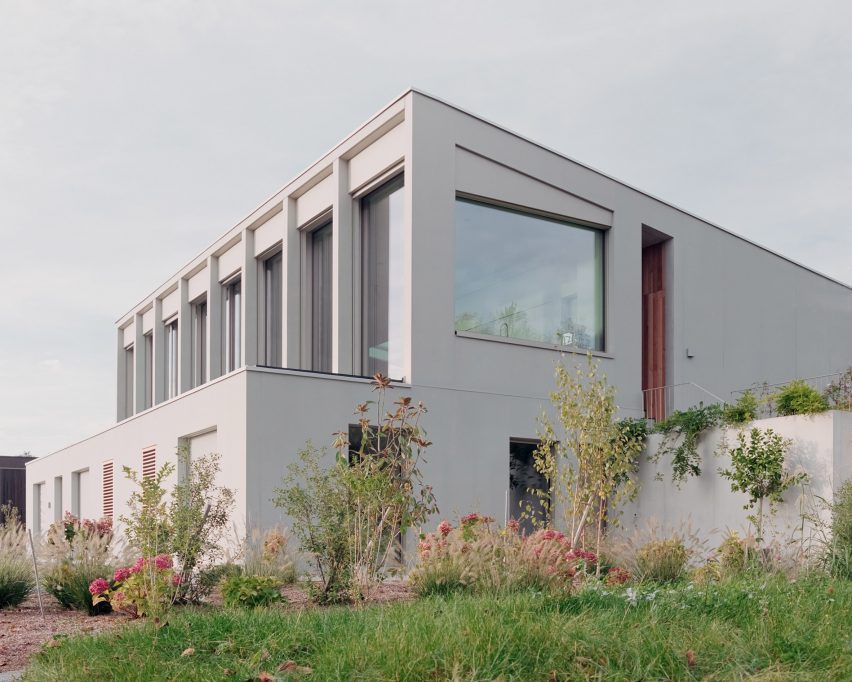 Uetikon by Pérez Palacios Arquitectos Asociados
