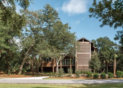 A house with a driveway out front