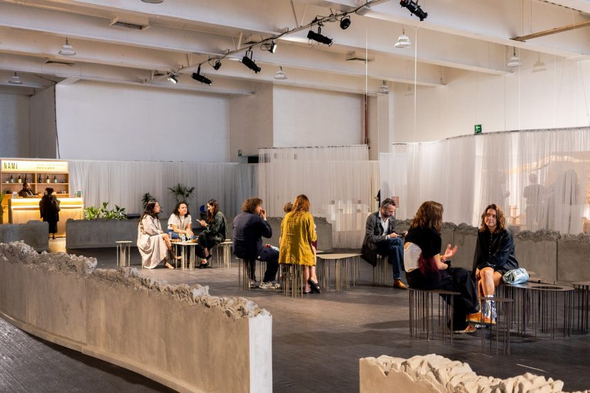 Zaventem Studio Cardboard furniture