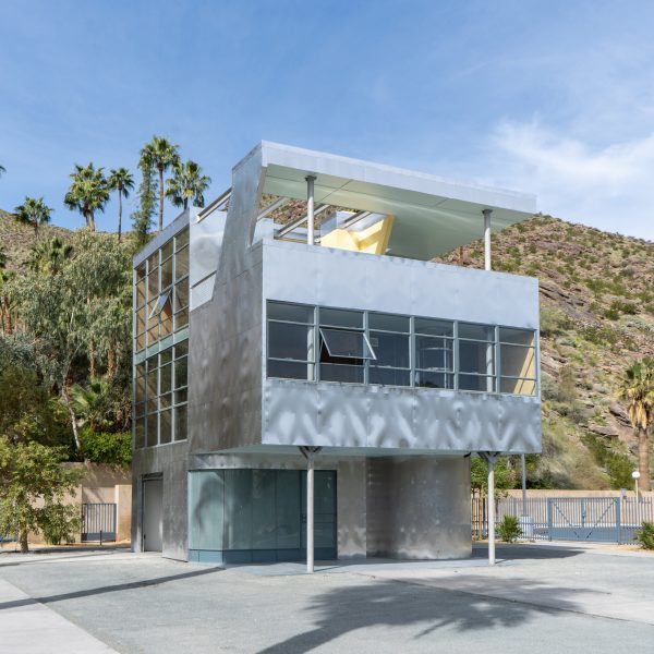 Aluminaire House reassambled in Palm Springs