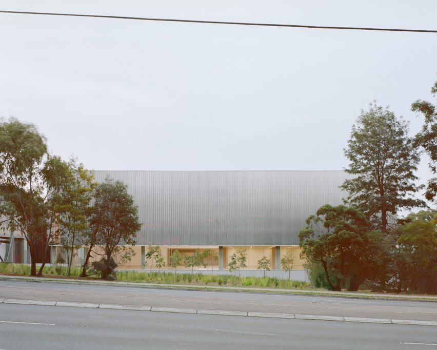 Powerhouse Museum Discovery Centre by Lahznimmo Architects in Sydney