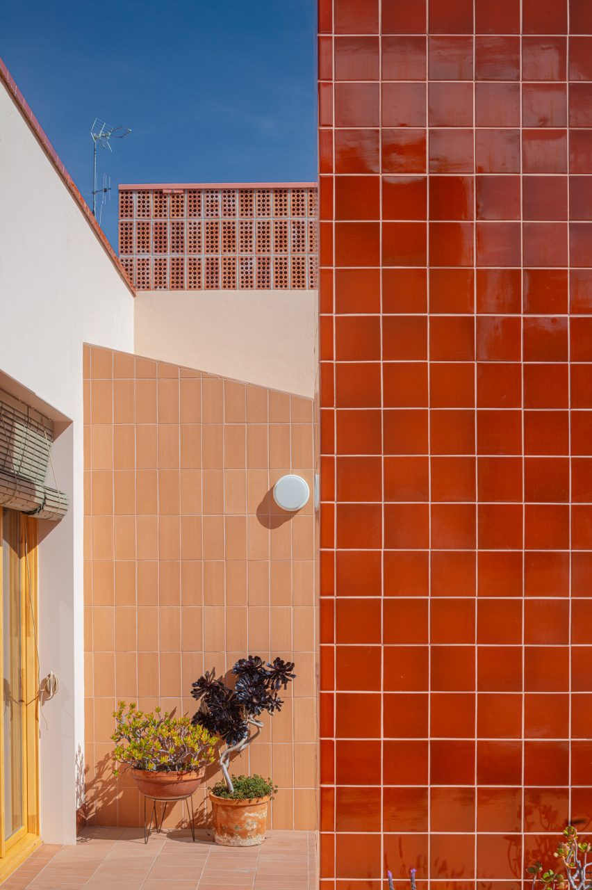 Churruca apartment block by Be Studio