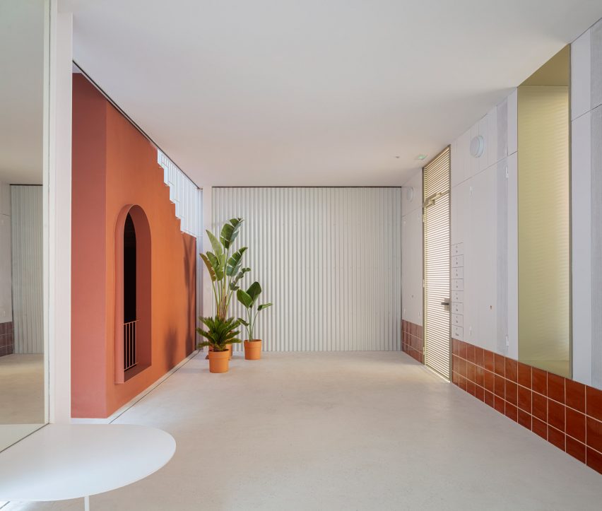 Churruca apartment block by Be Studio
