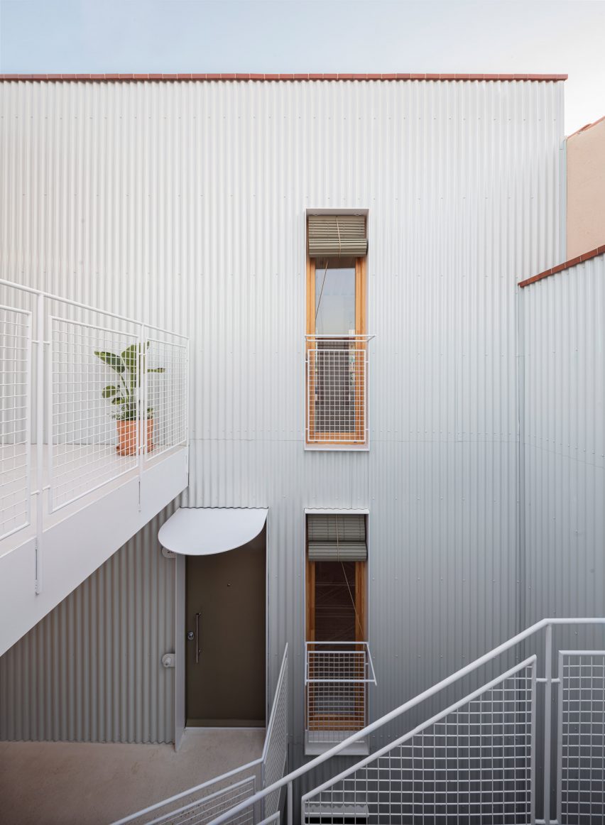 Churruca apartment block by Be Studio