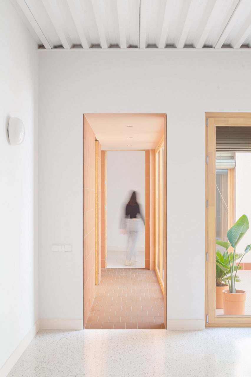 Churruca apartment block by Be Studio