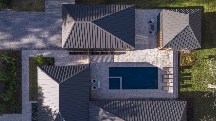 Boyd Architects creates monolithic-metal forms for South Carolina residence