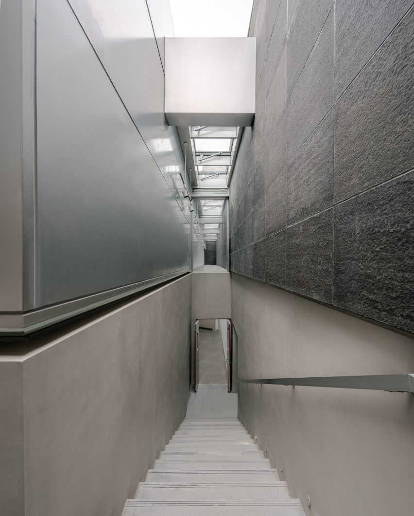 MAHA Art Centre by BUZZ in Beijing